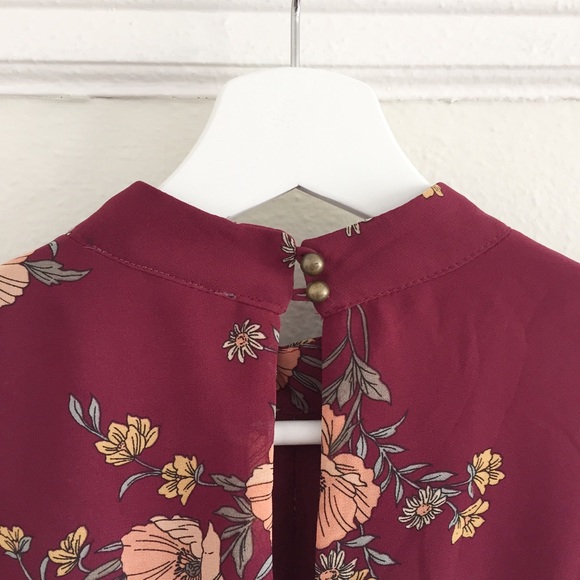 🛑Beautiful long sleeve flowy chiffon dress. - Picture 4 of 7